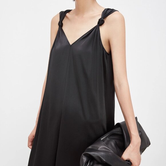 CHICJOC Minimalist Black Knotted-Strap Dress – Size 38 - Picture 8 of 13